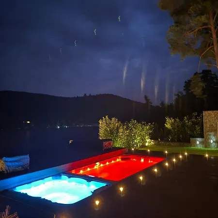 Villa Hrdlicka Slapy Chalot