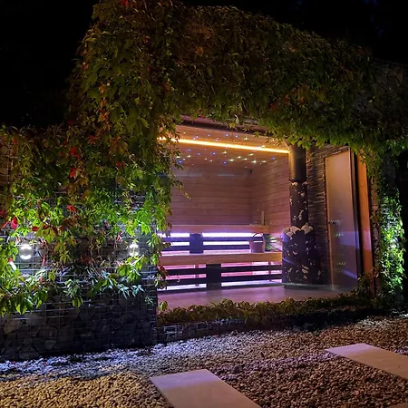 Hrdlicka Slapy Chalot * Bus