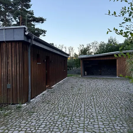 Hrdlicka Slapy Chalot *