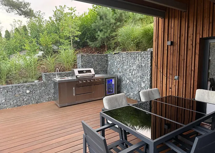 Hrdlicka Slapy Chalot